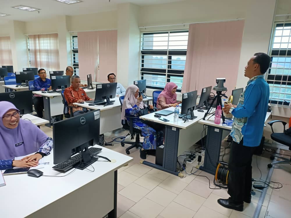 22022024 Kursus Pembangunan Bahan Pembelajaran Digital Alat Pengarangan 1
