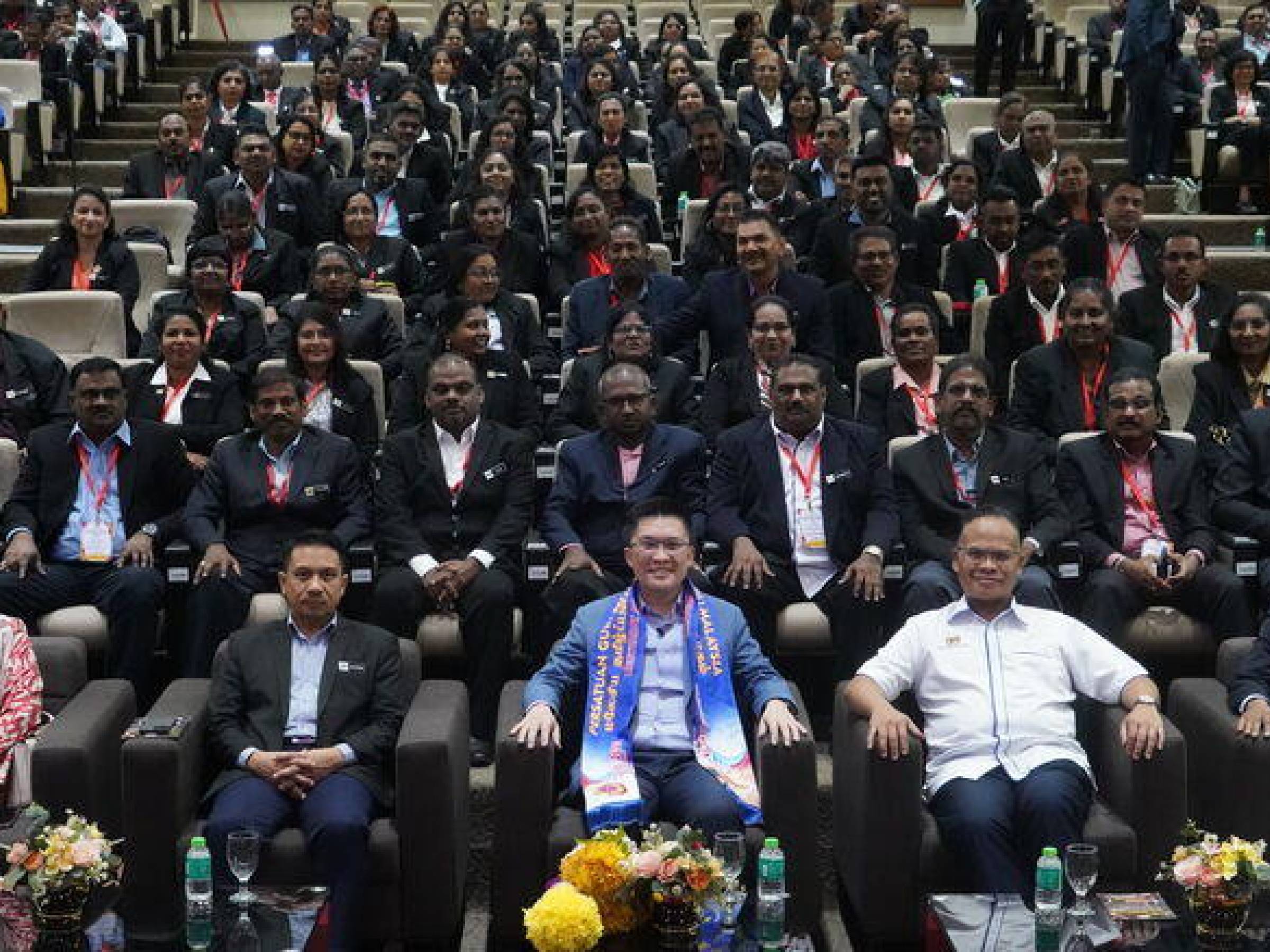 Simposium Pemerkasaan Guru Besar Sjkt Berteraskan Madani 2025 