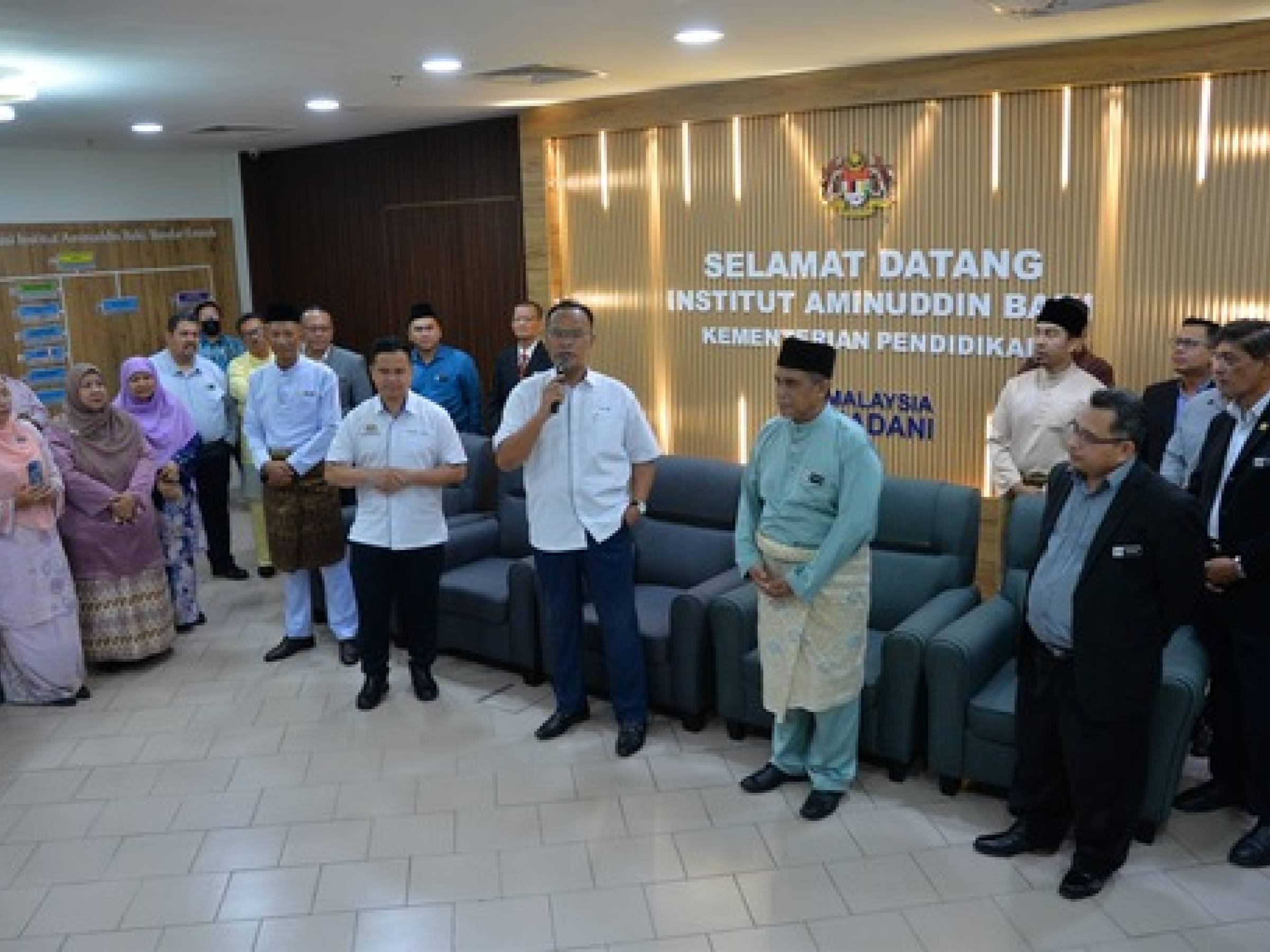 Majlis 'Clock Out' Tuan Pengarah IAB, YBrs. Encik Ab Aziz bin Mamat (15 Disember 2025)