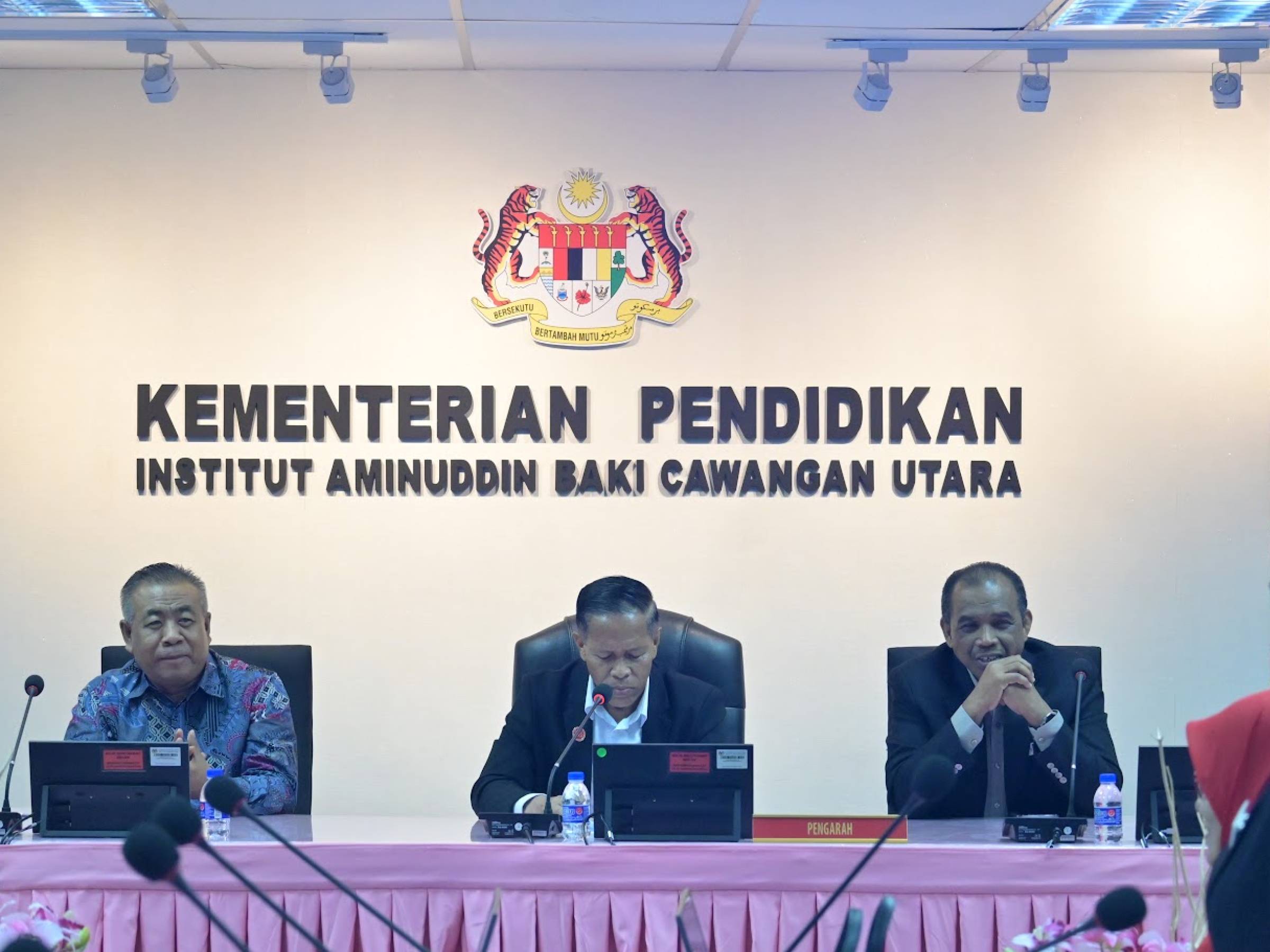 Perjumpaan Pengarah Pendidikan Negeri Kedah Bersama-sama Pegawai Perkhidmatan Pendidikan Negeri Kedah