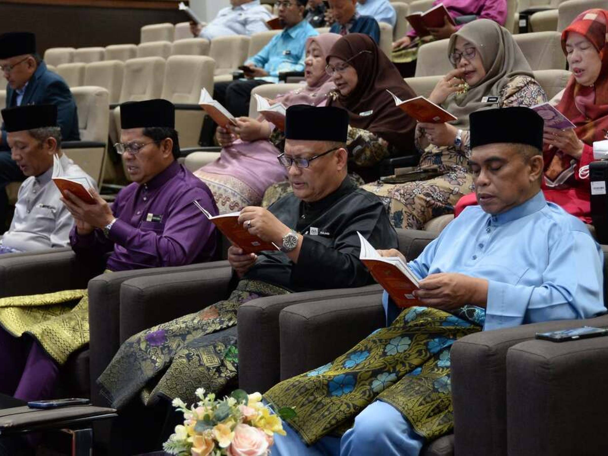 Majlis Kesyukuran dan Bacaan Yasin sempena menyambut dan meraikan pelantikan Pengarah baharu Iab, YBrs. Tuan Haji Roland@Rozaidi bin Abu Hassan.