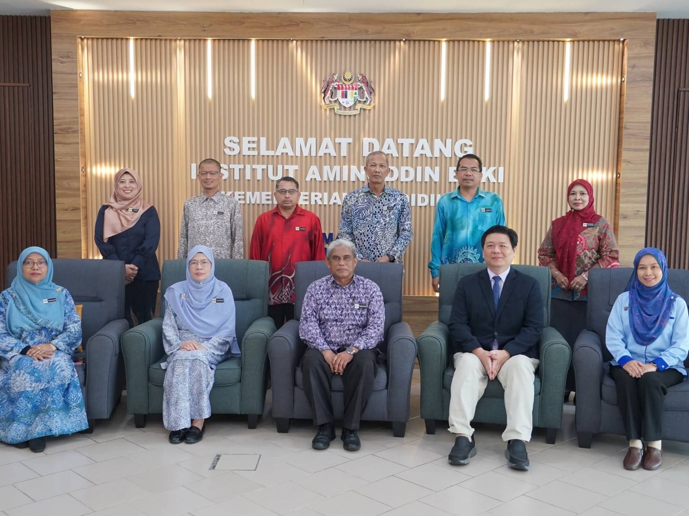 Kunjungan Hormat daripada Delegasi Universiti Malaya (UM)
