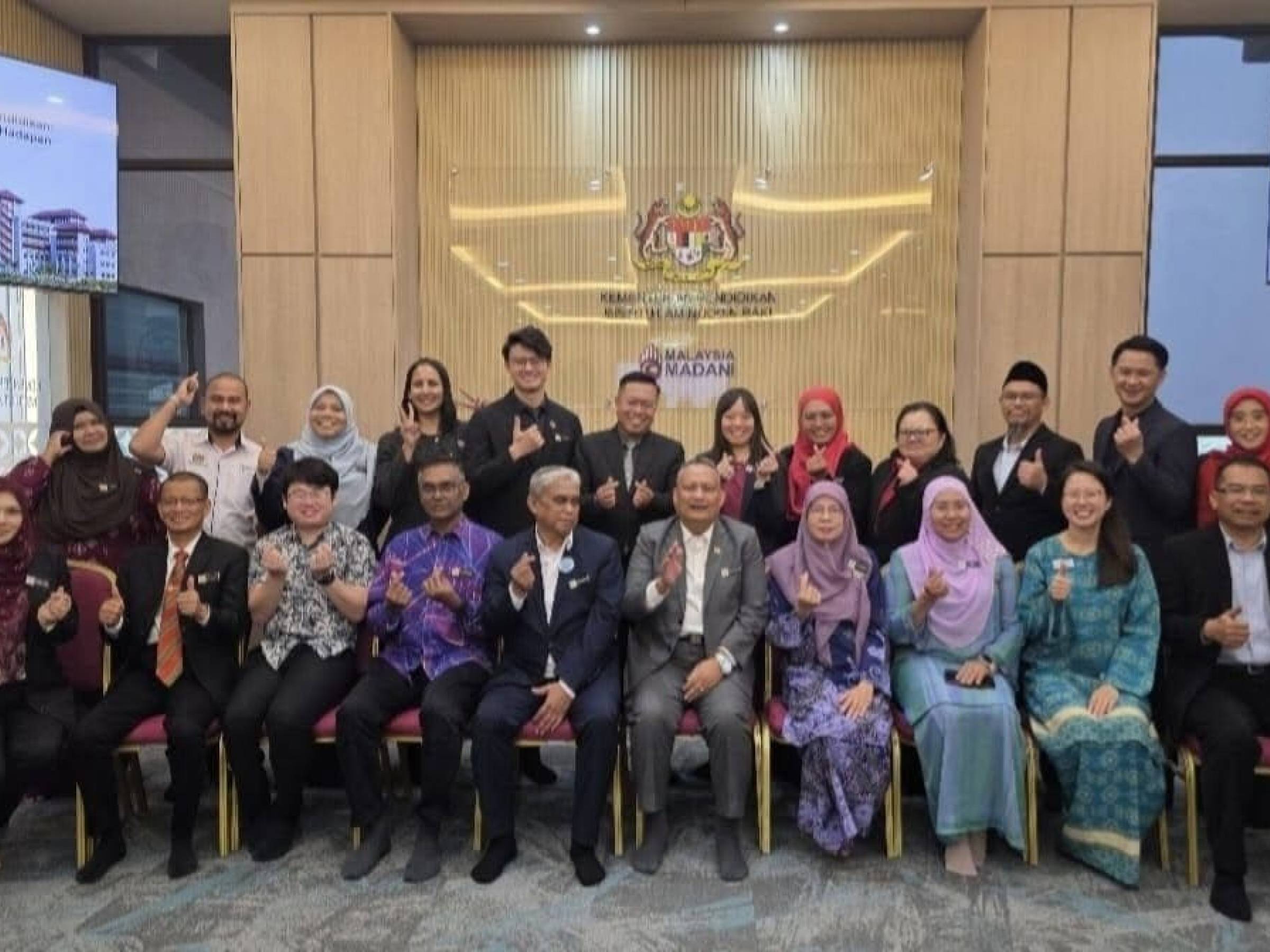 Sesi Taklimat bertajuk 