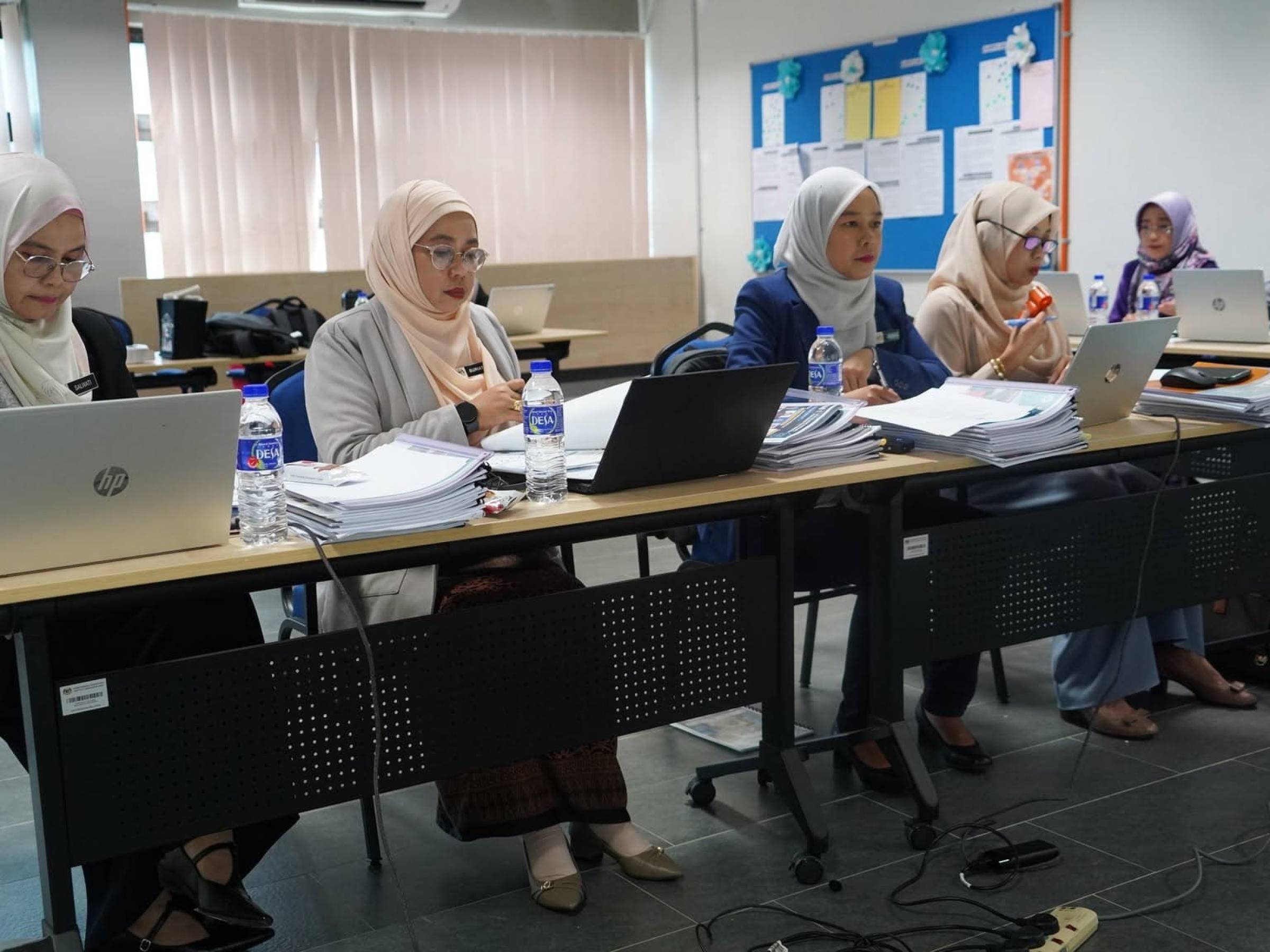 Majlis Pertandingan Kumpulan Inovatif dan Kreatif (KIK)
